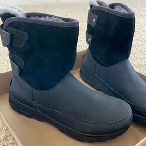 UGG Waterproof Snow Boots - Like New